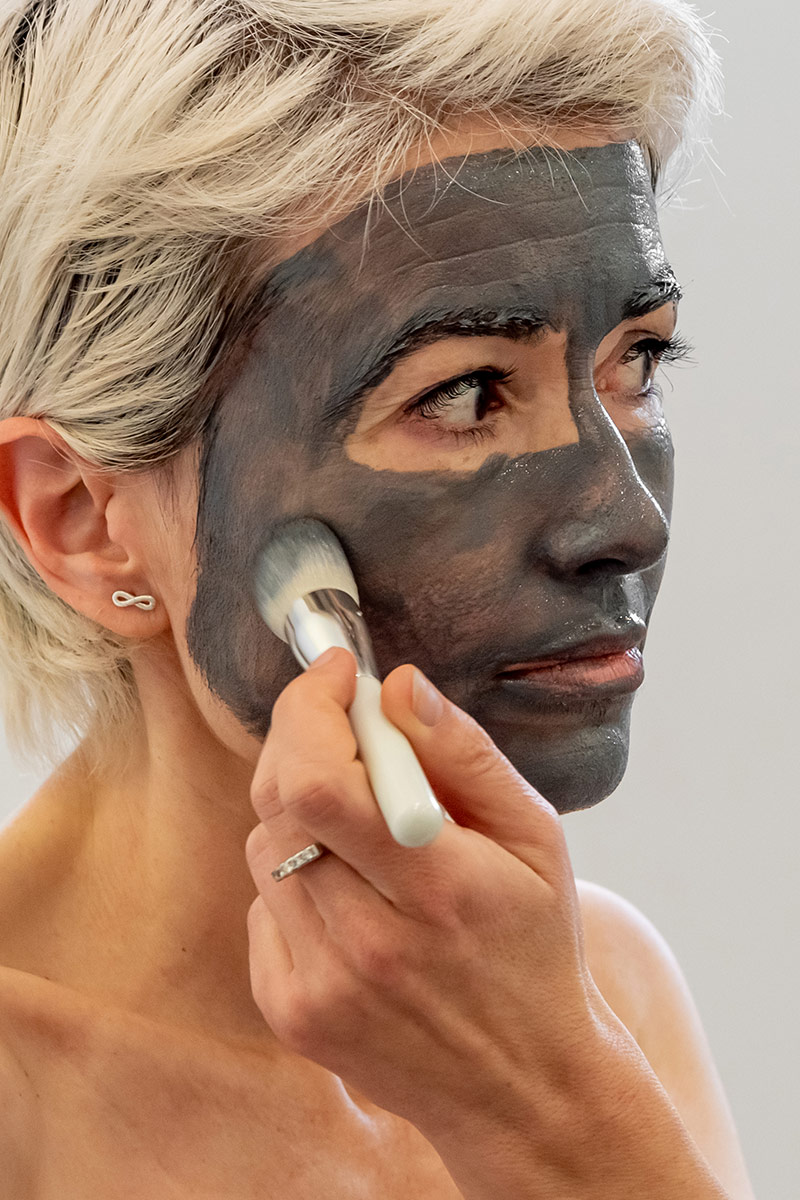 maske tonerde elewa clean beauty naturkosmetik vegan gesichtspflege anti aging